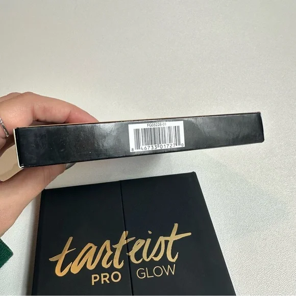 Tarte PRO GLOW Highlight & Contour Palette READ DESCRIPTION